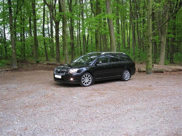 Toyota Avensis St.car Sol  SOLGT billede 2