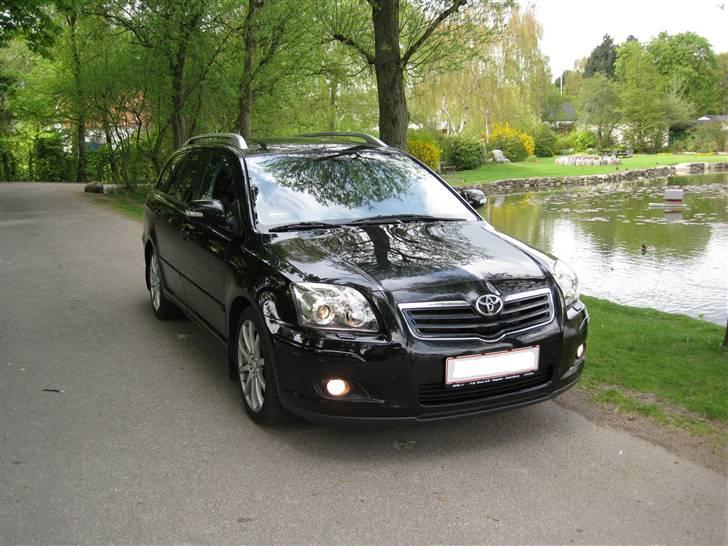 Toyota Avensis St.car Sol  SOLGT billede 6