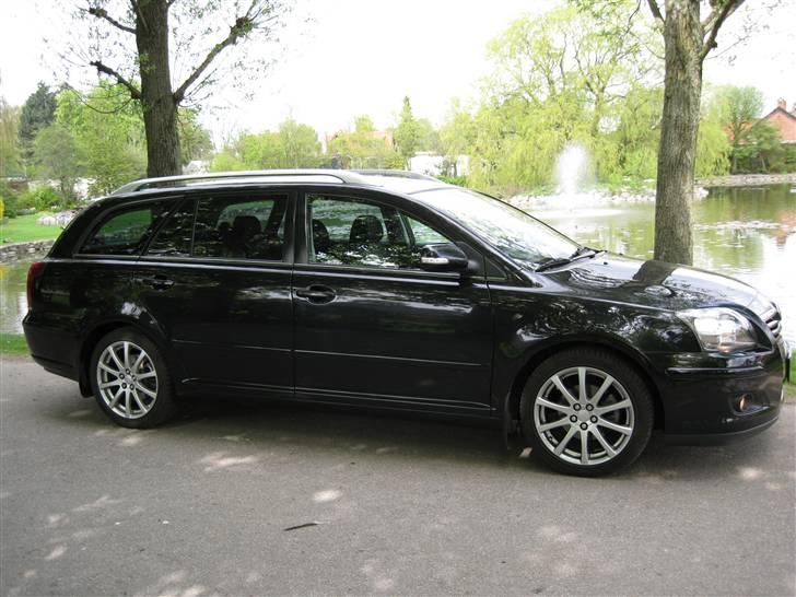 Toyota Avensis St.car Sol  SOLGT billede 8