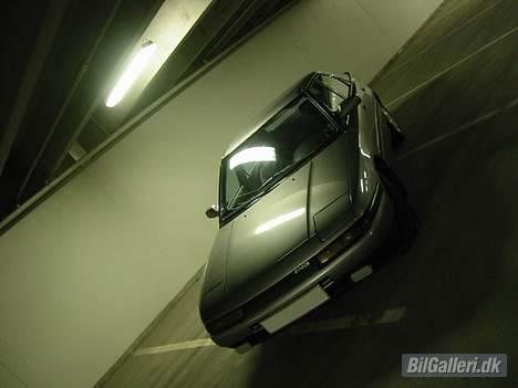 Mazda 323 F BG (Død) - Jaa den brøler... eller, deeet gør den så ik :-) billede 2