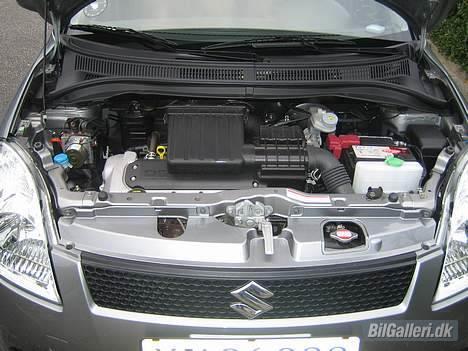 Suzuki swift "solgt" billede 5