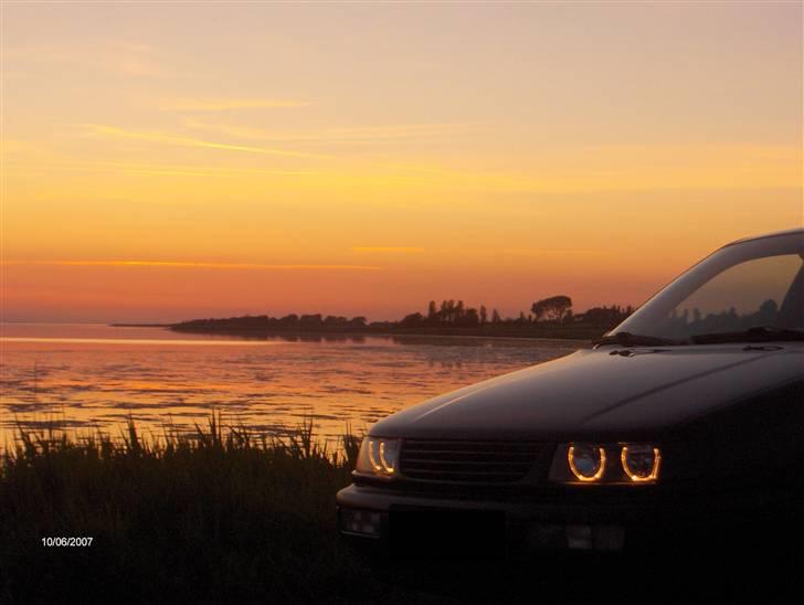 VW Passat 2.0 (35i) (solgt) billede 1