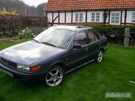 Mitsubishi  (SOLGT)      Lancer GLXi billede 13