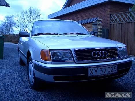 Audi 100 2,3E - Det var før den blev gejlet lidt billede 10