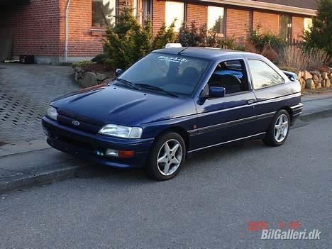 Ford Escort RS 2000 -solgt- billede 2