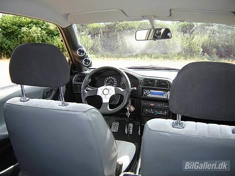 Nissan Sunny "Gadekrydset" - Min daglige udsigt :D billede 17