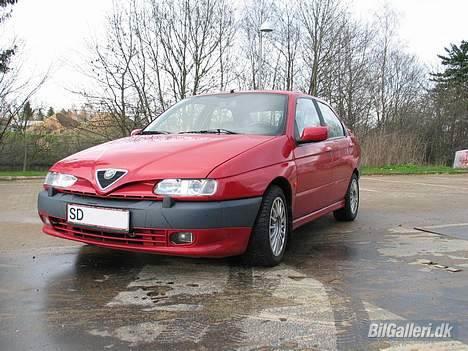 Alfa Romeo 146 2.0TI -SOLGT billede 3