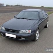 Toyota Carina E