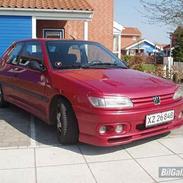 Peugeot 306