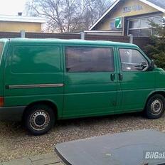 VW transporter 2,4d *SOLGT*