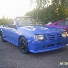 Opel ascona cab. solgt