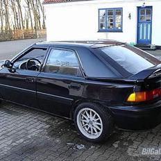 Mazda 323 f gt Solgt