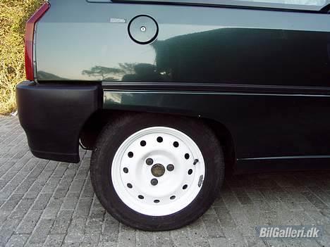 Citroën AX - "Citronen" DØD - De hvide stålfælge billede 9