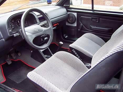 Citroën AX - "Citronen" DØD - Interiøret - Veloursæder billede 12