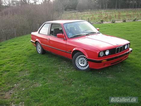 BMW E30 320i coupe solgt billede 3