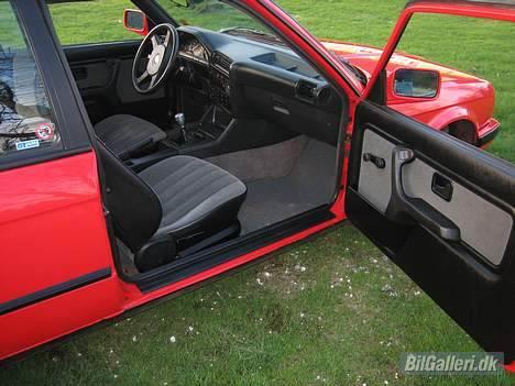 BMW E30 320i coupe solgt billede 8