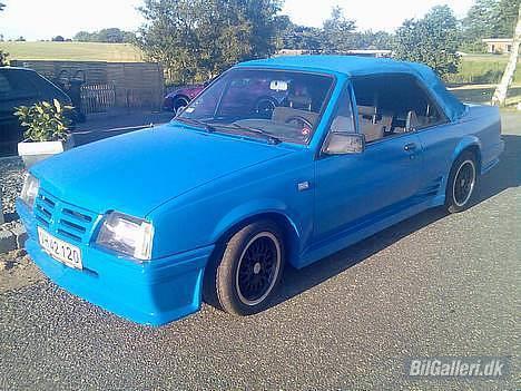 Opel ascona cab. solgt billede 1