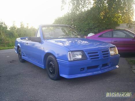 Opel ascona cab. solgt billede 3
