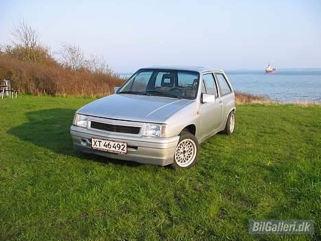 Opel Corsa A 1,6 8v GSi -Solgt - Fin.. men skal altså sænkes!!! billede 2