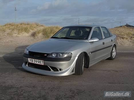 Opel Vectra B billede 1