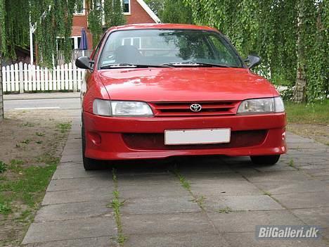 Toyota Corolla 1,6 GSI - SOLGT billede 4