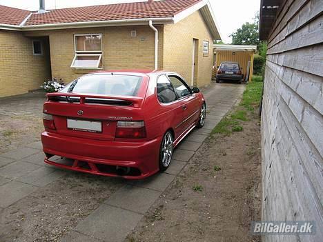 Toyota Corolla 1,6 GSI - SOLGT billede 8