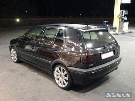 VW Golf 3 VR6 ----SOLGT----- - Nyeste billede, har lige sat sommerhjul på!! ;-) billede 2