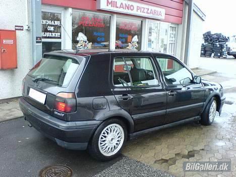 VW Golf 3 VR6 ----SOLGT----- - Taget efter første vask efter jeg havde fået bilen. billede 11