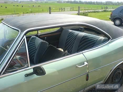 Opel commodore "SOLGT" billede 2