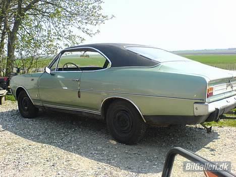Opel commodore "SOLGT" billede 3