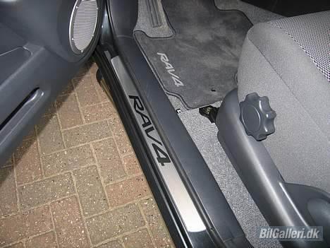 Toyota RAV4 Wave " SOLGT" billede 14