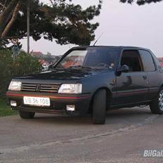 Peugeot 205 GTI projekt