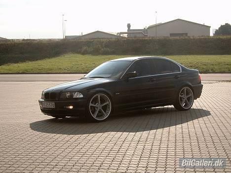 BMW 320I e46 *solgt* billede 5