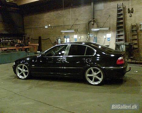 BMW 320I e46 *solgt* billede 10