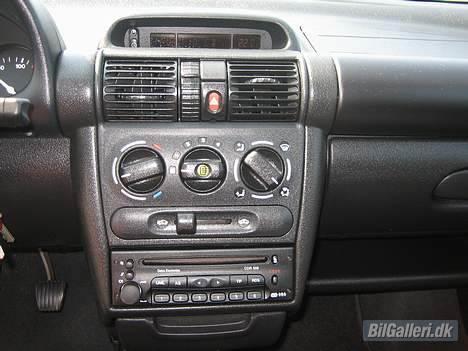 Opel Corsa B 1,4 16v  TIL SALG billede 10