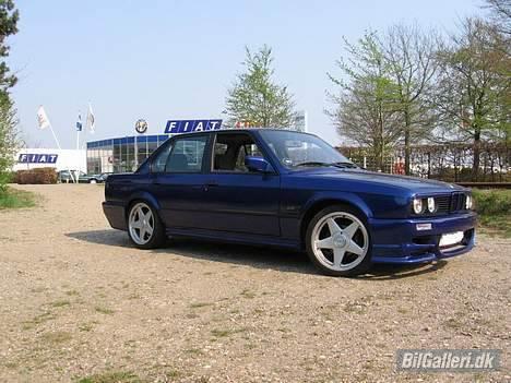 BMW 320i billede 10