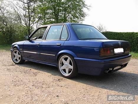 BMW 320i billede 12