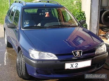 Peugeot 306 ST SOLGT - Konen gad ikke, så jeg måtte selv vaske svinet. Flot, ikke? billede 2