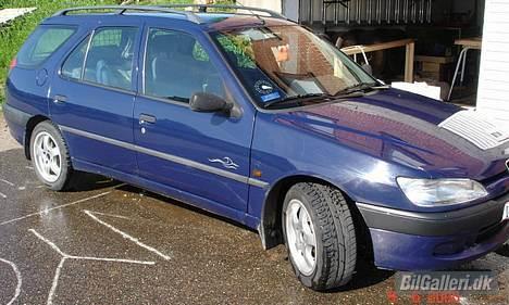 Peugeot 306 ST SOLGT - Nogen har skrevet noget på vejen! skam dem! billede 7