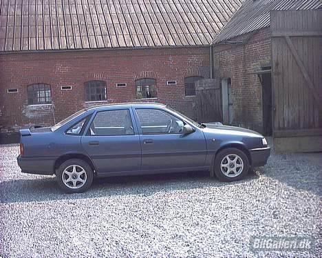Opel vectra a.. smadret  ;/ billede 1
