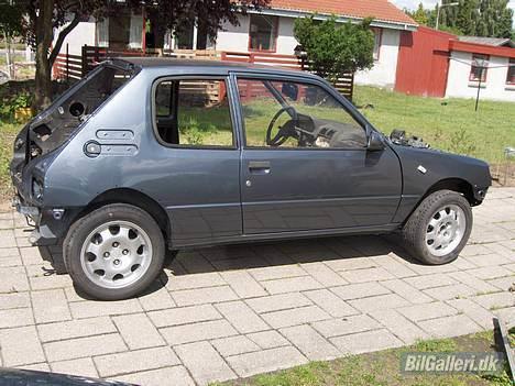 Peugeot 205 GTI 1,9 - Nyt Billede billede 18