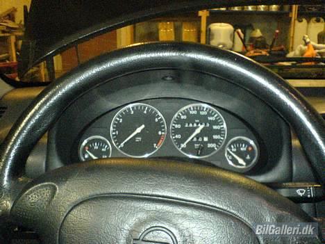 Opel corsa B 1,4i sport - efter aluringe !  billede 9