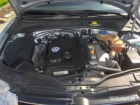 VW Passat 1.8 Turbo billede 12