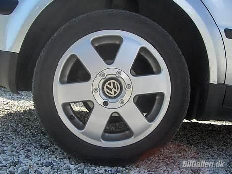 VW Passat 1.8 Turbo billede 13