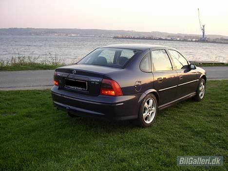 Opel Vectra B Gl Plus billede 2