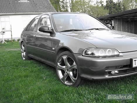 Honda Civic 1.6 esi [Solgt] billede 1