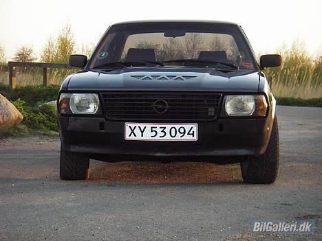 Opel ascona b tidl bil billede 5