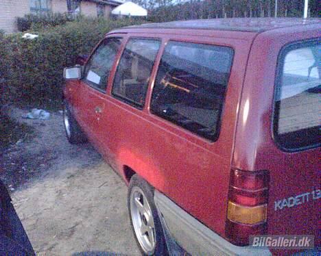 Opel kadett 1,3s billede 4