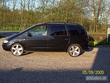 VW Sharan TDi SOLGT billede 9