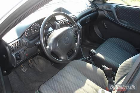 Opel Astra **SOLGT** billede 3